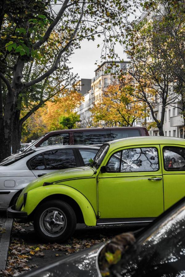A Stylish In The Center Of True Berlijn